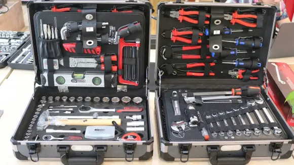Vật Tư Điện Lạnh Gồm Những Gì? Các Nhóm Vật Tư Thợ Điện Lạnh Cần Biết